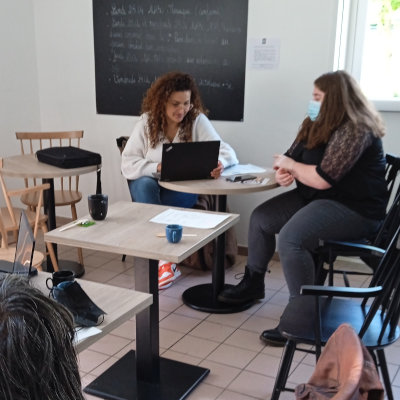 Rendez-vous à la machine à café