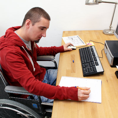 Handicap et emploi : l’IGAS analyse des parcours individuels